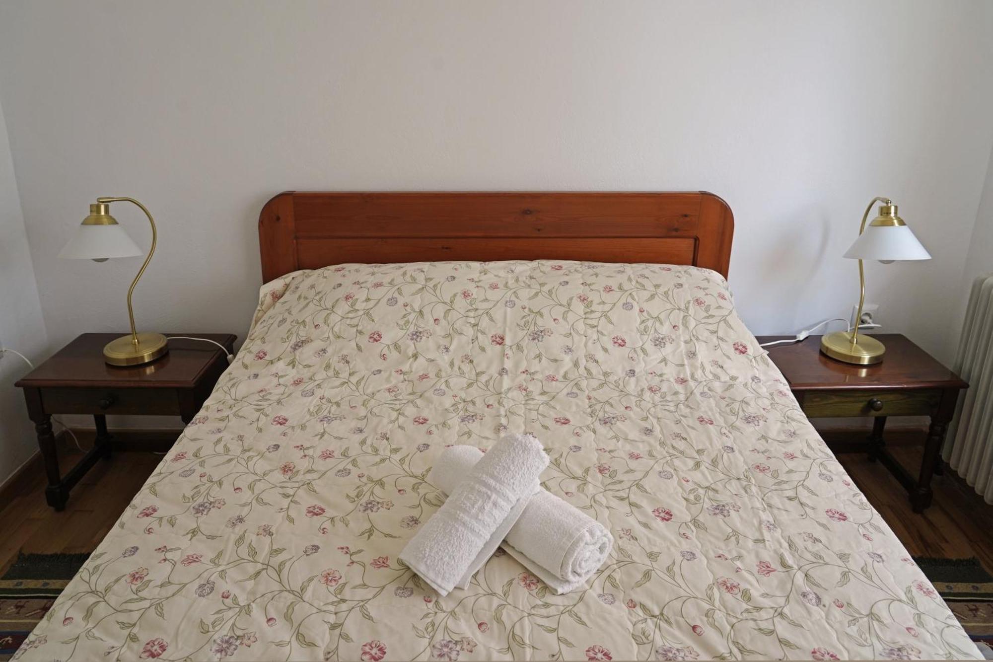 אפרטהוטל קלמאטה Polas Residencies חדר תמונה